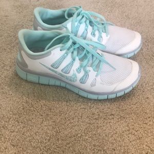 Nike Free Runs Size 8